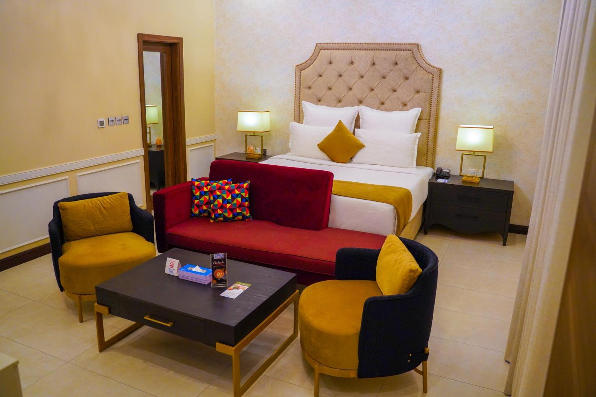 Ifq Hotel & Resort Исламабад Екстериор снимка